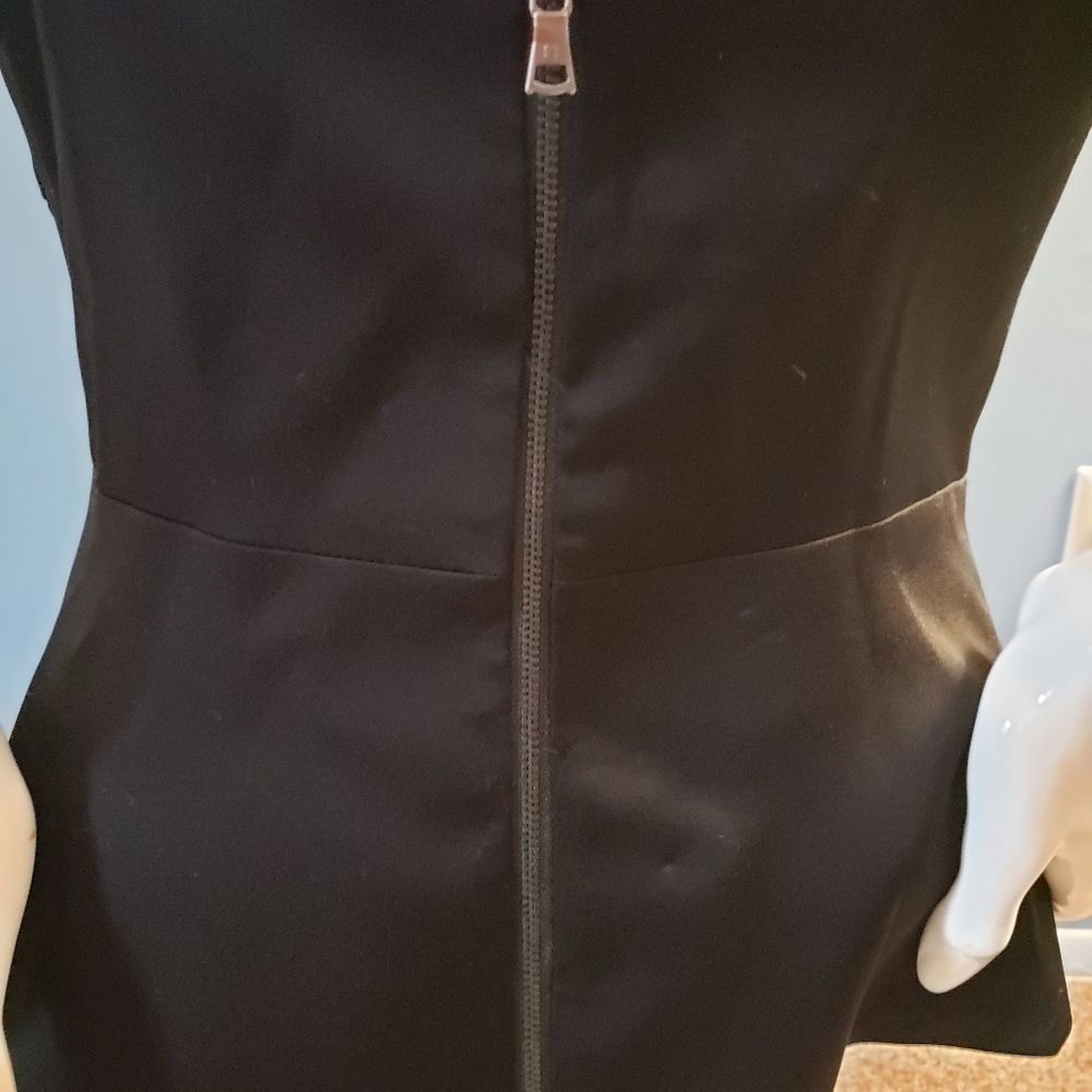 BCBGMAXAZRIA top with lace - Picture 5 of 7